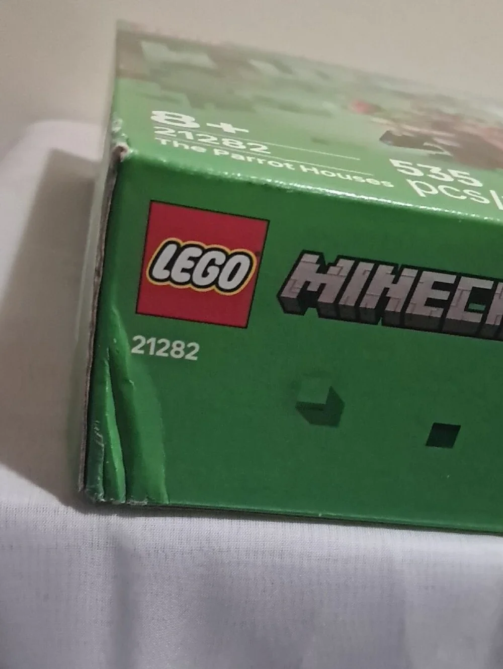 LEGO Minecraft Parrot Houses Building Set - Red, Blue, Green, Yellow